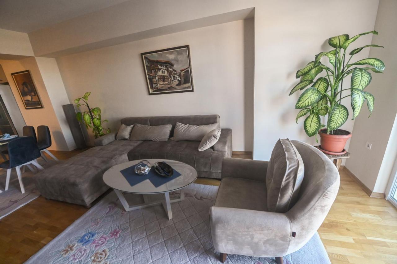 Mitreski Impeksel Luxury Self Check-In Apartment Skopje Exterior photo